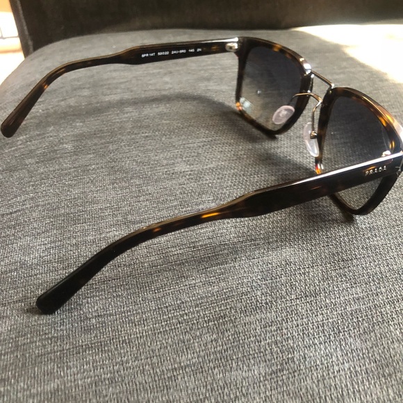 Prada Sunglasses - Picture 5 of 8
